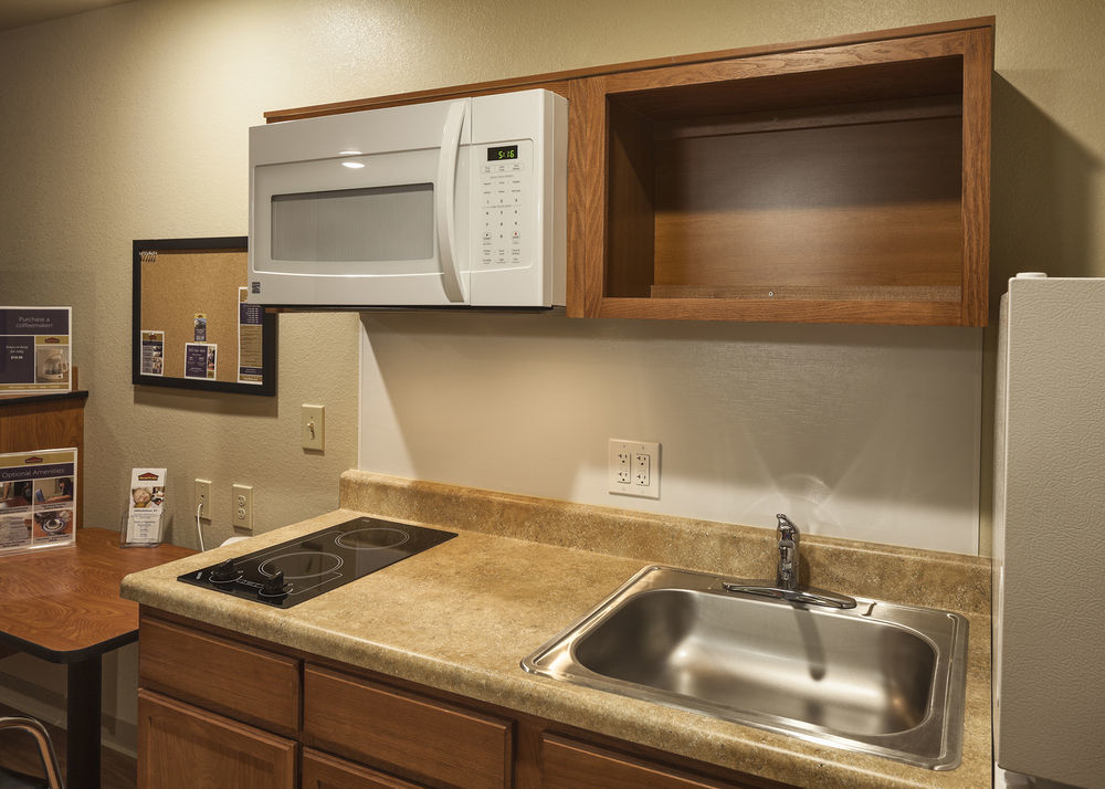 Extended Stay America Select Suites - Cleveland - Airport Fairview Park Екстер'єр фото