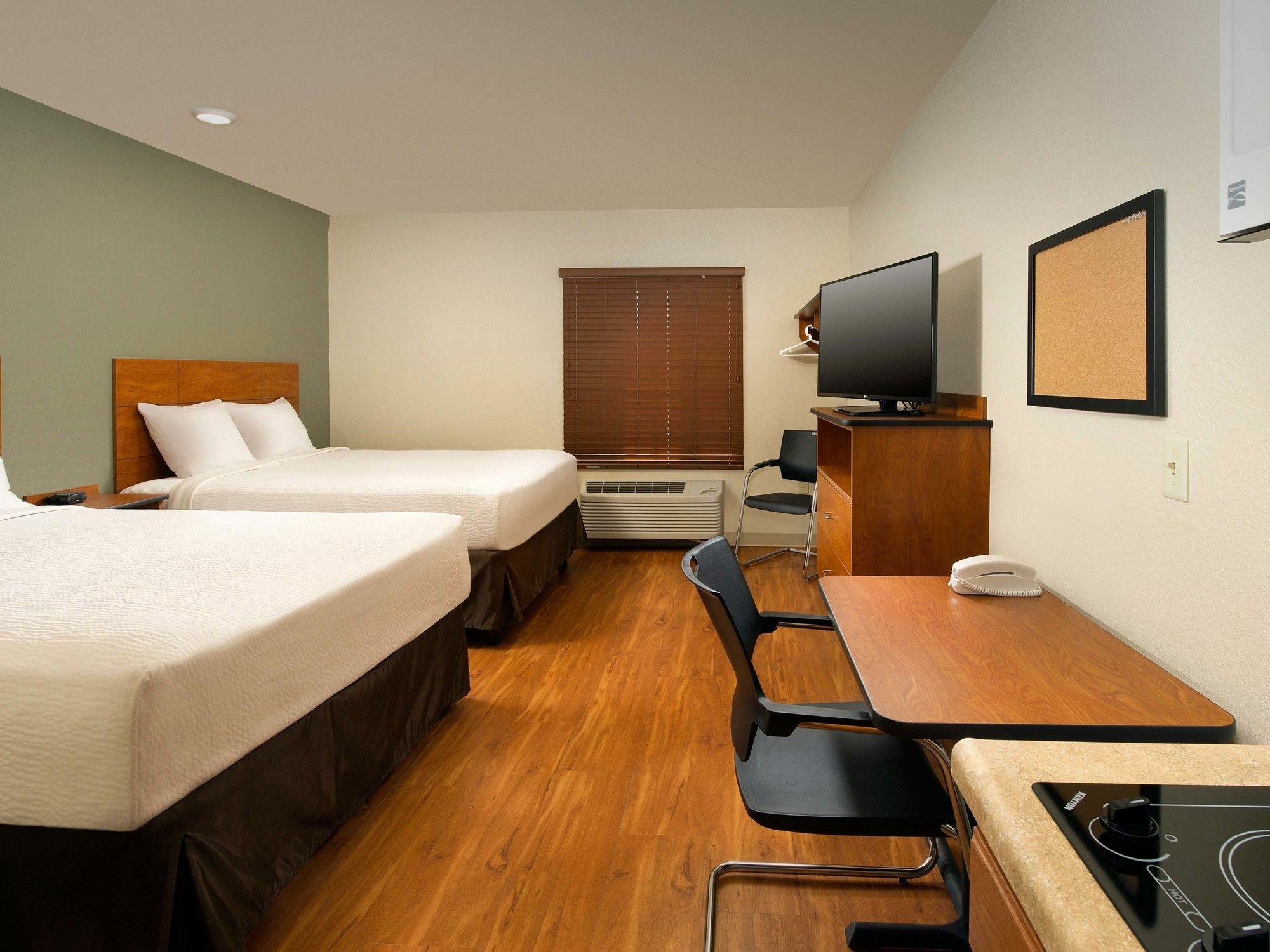 Extended Stay America Select Suites - Cleveland - Airport Fairview Park Екстер'єр фото